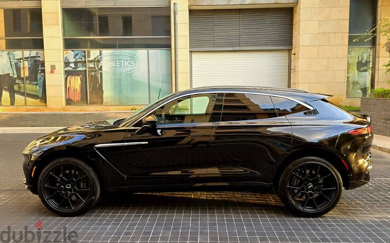 Aston Martin DBX 2021 Brand New 4000 miles only !!!! 5