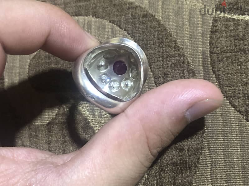 خاتم فضه و ٨ حجار موزانايت روسي لأصلي و حبت ياقوت فريقي  ring silver 7