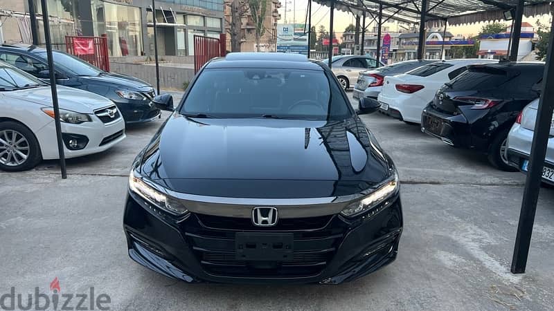 Honda accord sport 2018 super clean and law milage 9