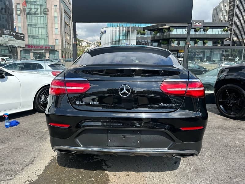 Mercedes-Benz GLC 300 4 matic Class 2018 3