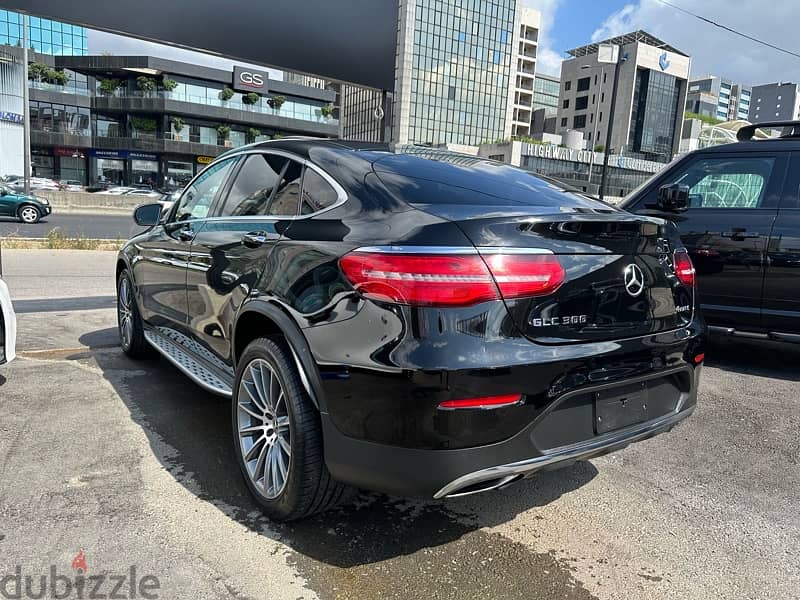 Mercedes-Benz GLC 300 4 matic Class 2018 4