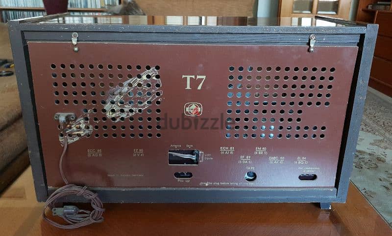 German Emud T7 antique tube/valve radio 4