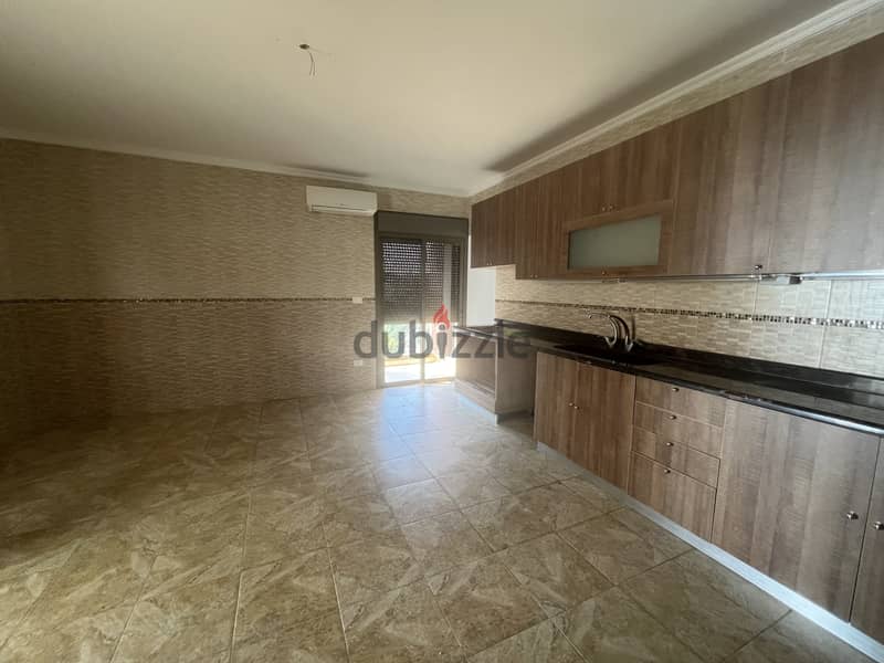 Apartment for sale in Kfarahbeb شقة للبيع في كفرحباب 2