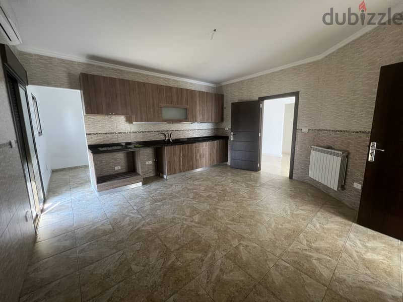 Apartment for sale in Kfarahbeb شقة للبيع في كفرحباب 3