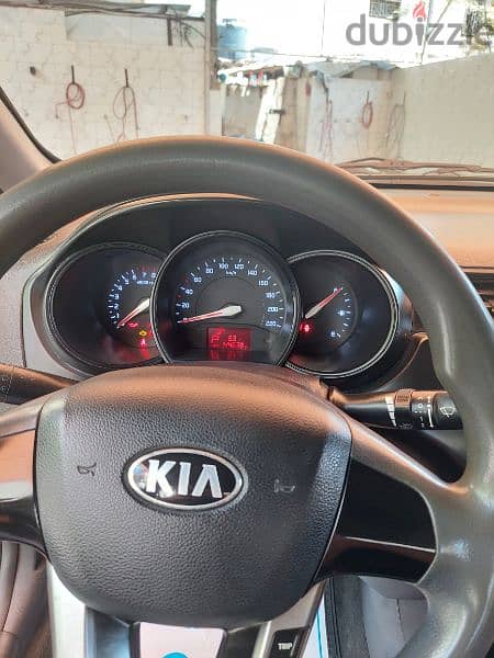 Kia Rio 2013 4