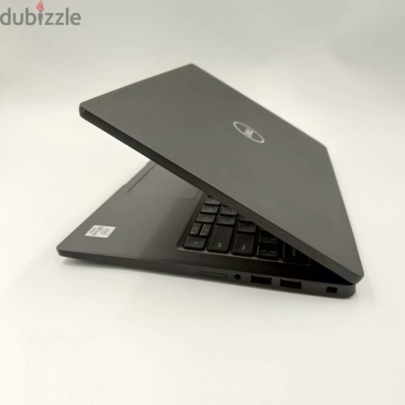 3721- Laptop Dell Latitude 7410 Core i5 10th Gen 10310U 5