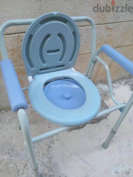 Portable toilet for elderly كرسة حمام متنقلة 2