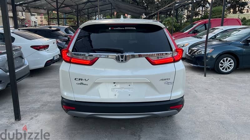 HONDA CRV AWD 2018 SE super clean 4