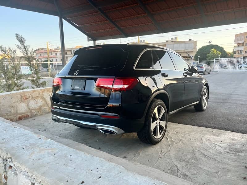 Mercedes-Benz GLC 300 model 2016, panoramic, basme, super clean. 3