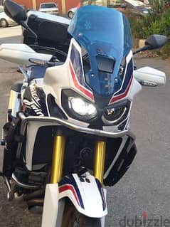 Hond africa twin 1000cc DCT 40,000klm model 2018 0