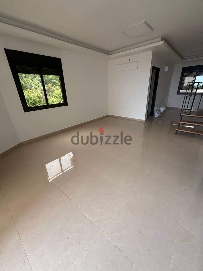 Safra | Building Age 6 | 240m² Duplex | 2 Terraces | View | Brand New 4