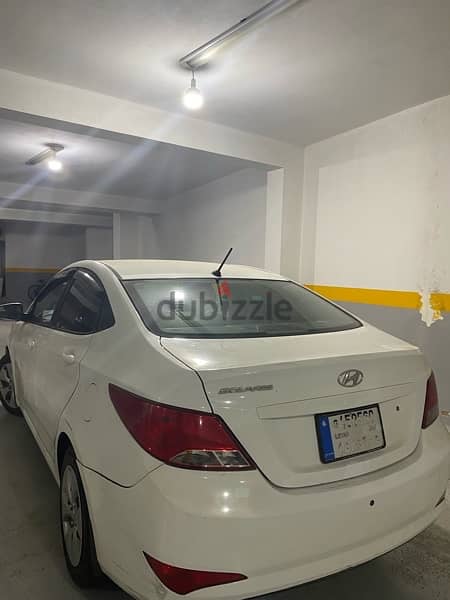 Hyundai Solaris 2018 3