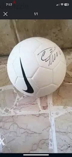 nike signed by CR7