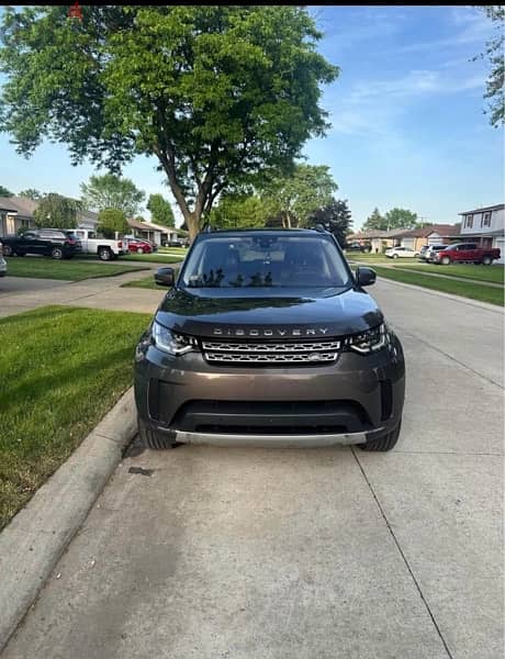 Land Rover Discovery 2017 1