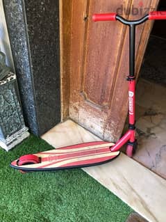 y scoot scooter good condition  in Dawhet Aramoun