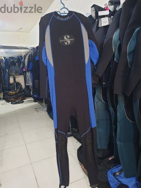 scubapro diving suit 1