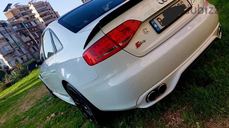 Audi A4 2010 6