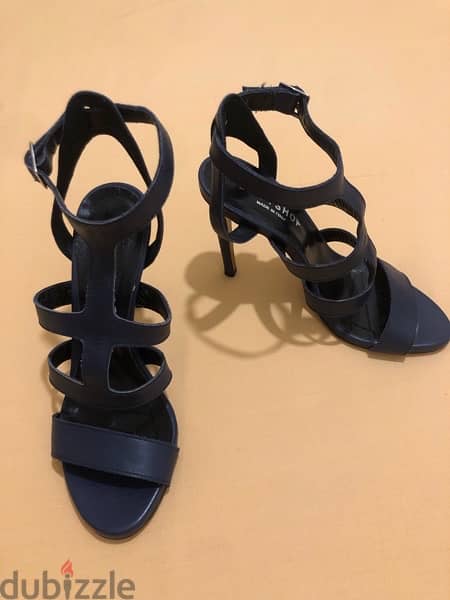 Sandals, high heels. Color navy blue. size 36 0