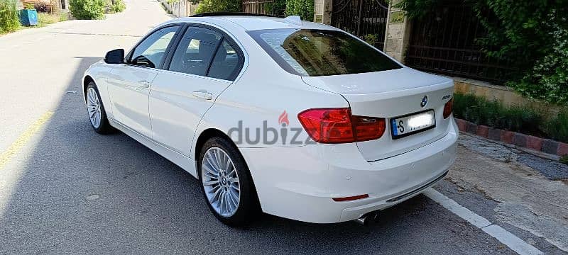 BMW 3-Series 2012 1