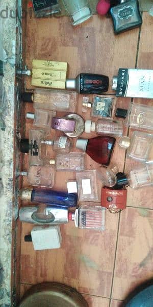 قناني عطر فارغه الحبه ٧٠ الف 2