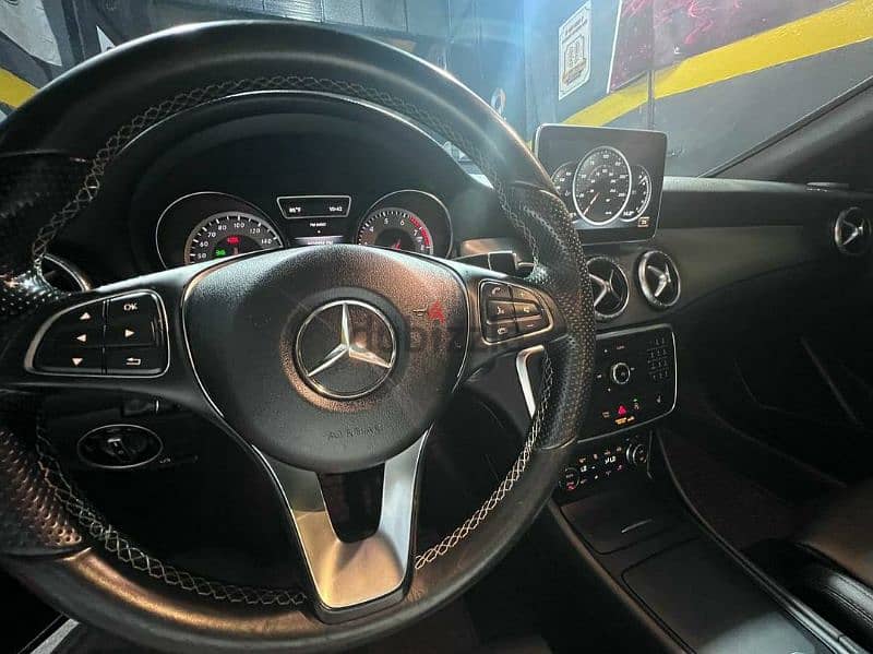 Mercedes-Benz CLA-Class 2016 12