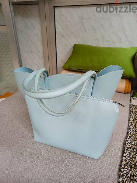 Light blue bag 1