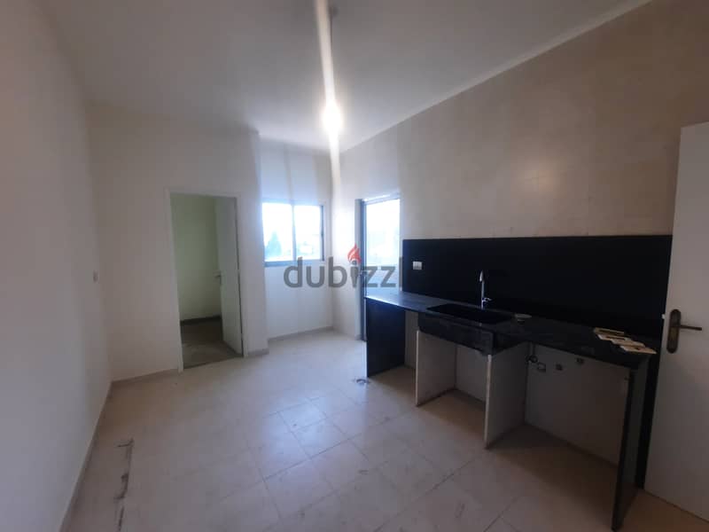 RWK107SZ - Apartment For Rent In Jounieh Highway 4