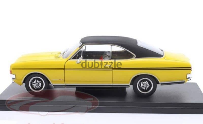 Opel Commodore Coupe 1970 diecast car model 1:24. 2