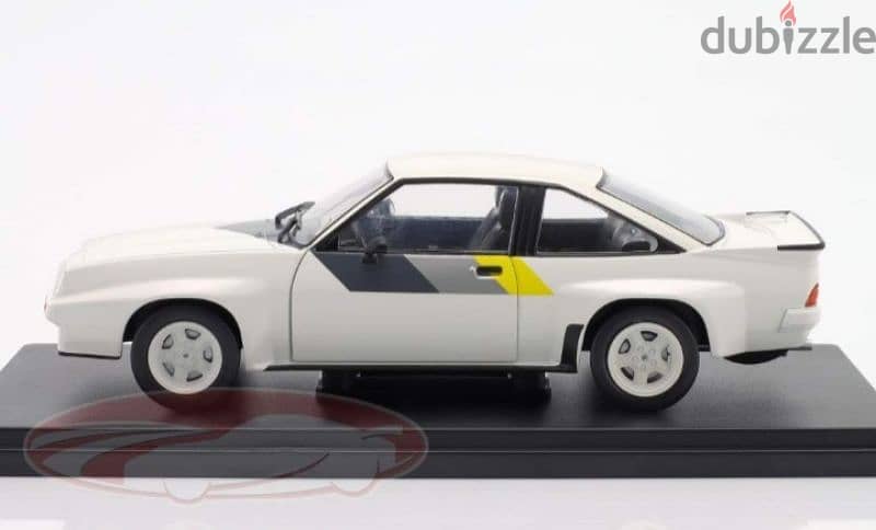 Opel Manta B 400 1981 diecast car model 1:24. 2