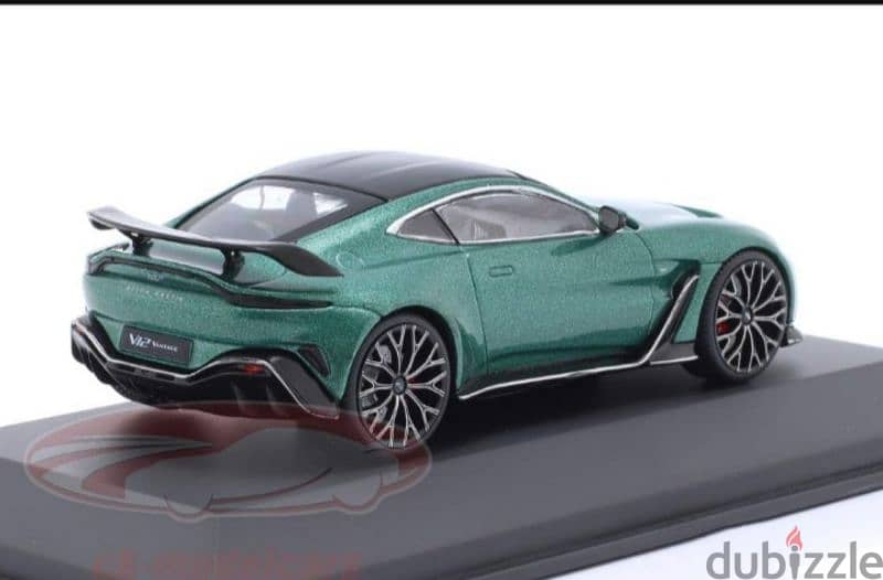 Aston Martin Vantage V12 (2023) diecast car model 1;43. 3