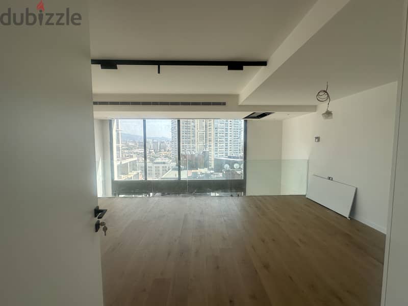 Amazing apartment/duplex for sale in Ashrafiyeh/شقة اشرفية 3