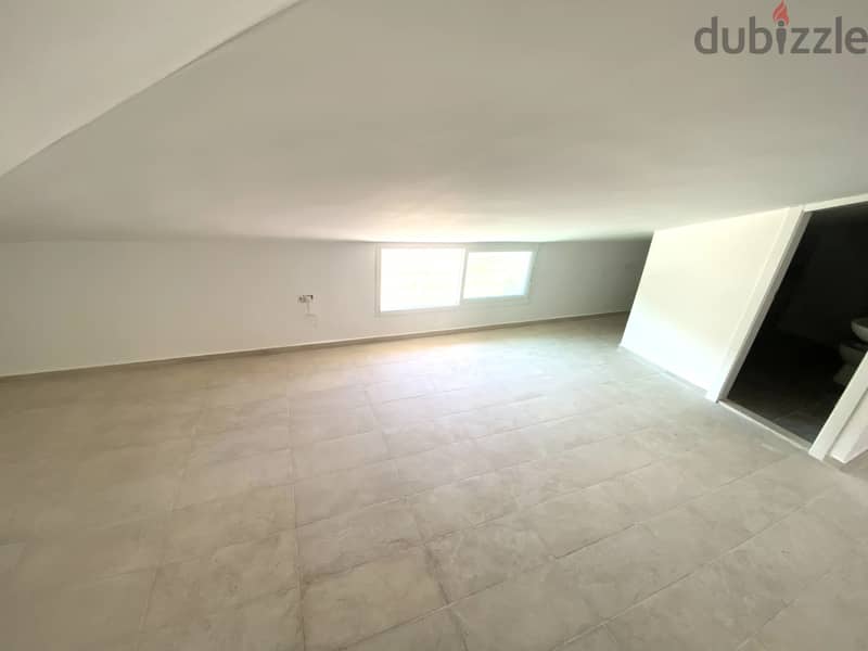 160m² Duplex for Sale in Blat 9