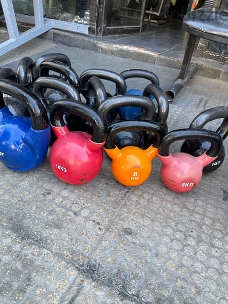 kettle bell used like new 1