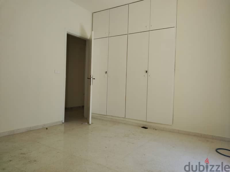 L15634-200 SQM Apartment For Rent In Kaslik 4