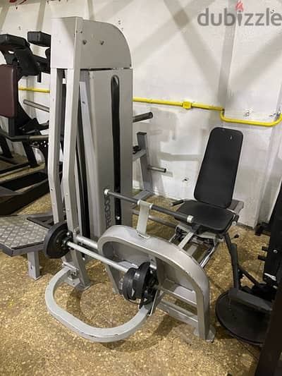 leg press precor like new