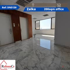 Decorated office for rent in Zalka مكتب رائع للإيجار في الزلقا 0