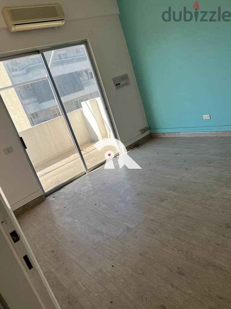 Office for rent in Mar Elias مكتب للايجار في بيروت 1