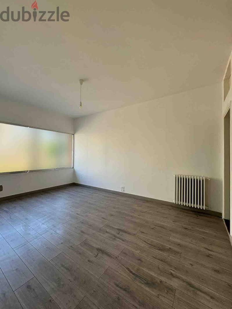 SPACIOUS APARTMENT IN VERDUN PRIME (350SQ) 4 BEDROOMS , (BT-953) 5