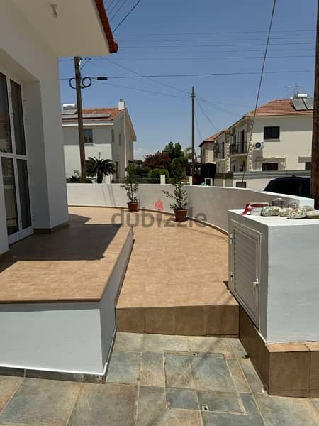 house for sale in livadia larnacaمنزل للبيع في لارنكا قبرص 3