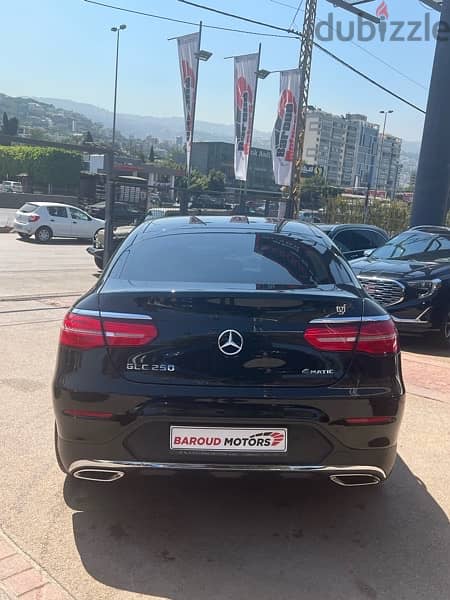 Mercedes-Benz GLC250 COUPÉ AMG-Line 14