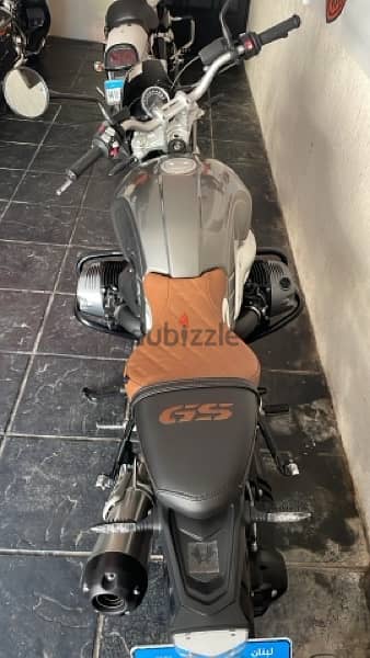 Moto BMW R9t (Urban GS)  1200 new only 280km ,top of the line 8