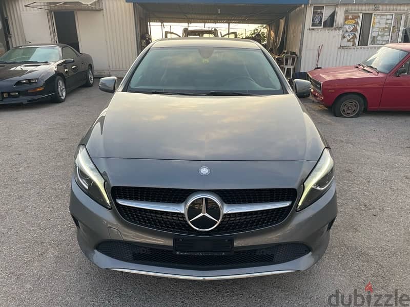 Mercedes-Benz A 220 4matic suitzerland origine 11