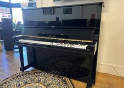 piano yamaha like new original tuning warranty 0