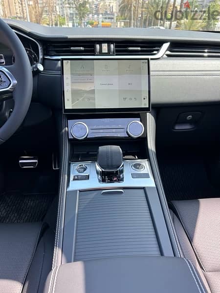 Jaguar F-Pace RDynamic P250 MY 2024 From Saad Trad Under warranty 10