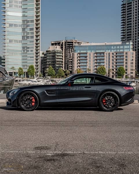 Mercedes AMG GTS 2015, Company Source & Services (Tgf). Low Mileage 2