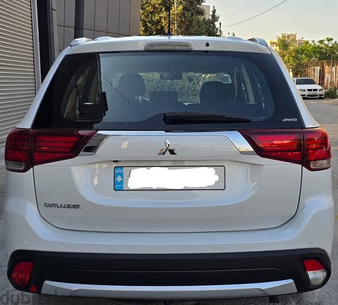 Mitsubishi Outlander 2016 4