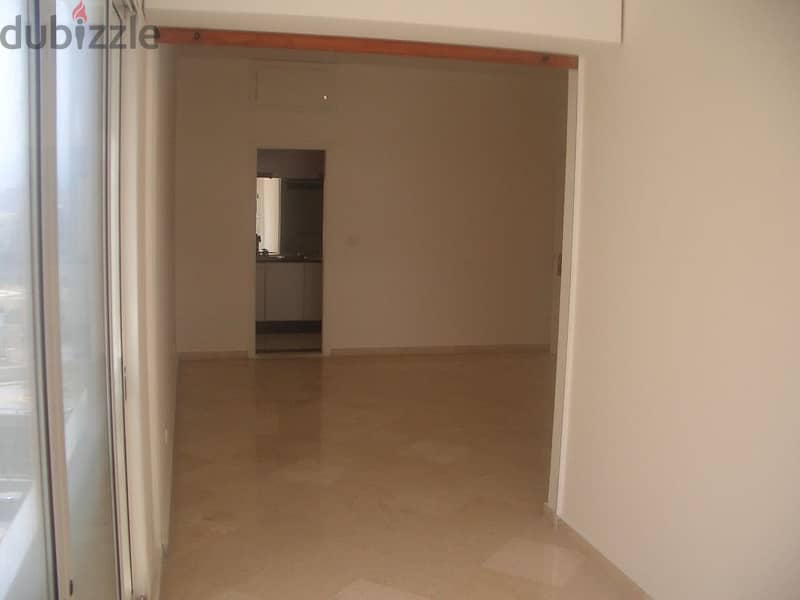 Spacious Apartment for Rent 2 minutes walking from ABC verdun 7