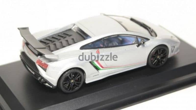 Lamborghini Gallardo Squadra Corsa 2013 diecast car model 1;43. 4