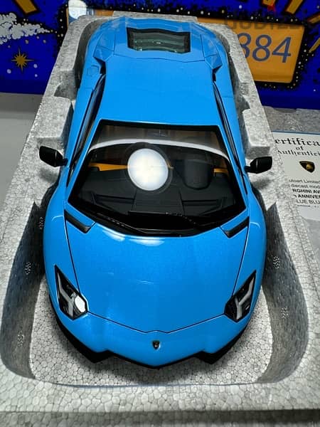 1/18 diecast Autoart Signature  LP720-4 50° Anniversary Aventador Blue 6