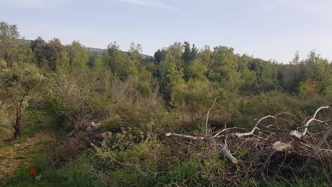 Land in Lehfed / Jbeil for saleأرض للبيع في لحفد / جبيل 2